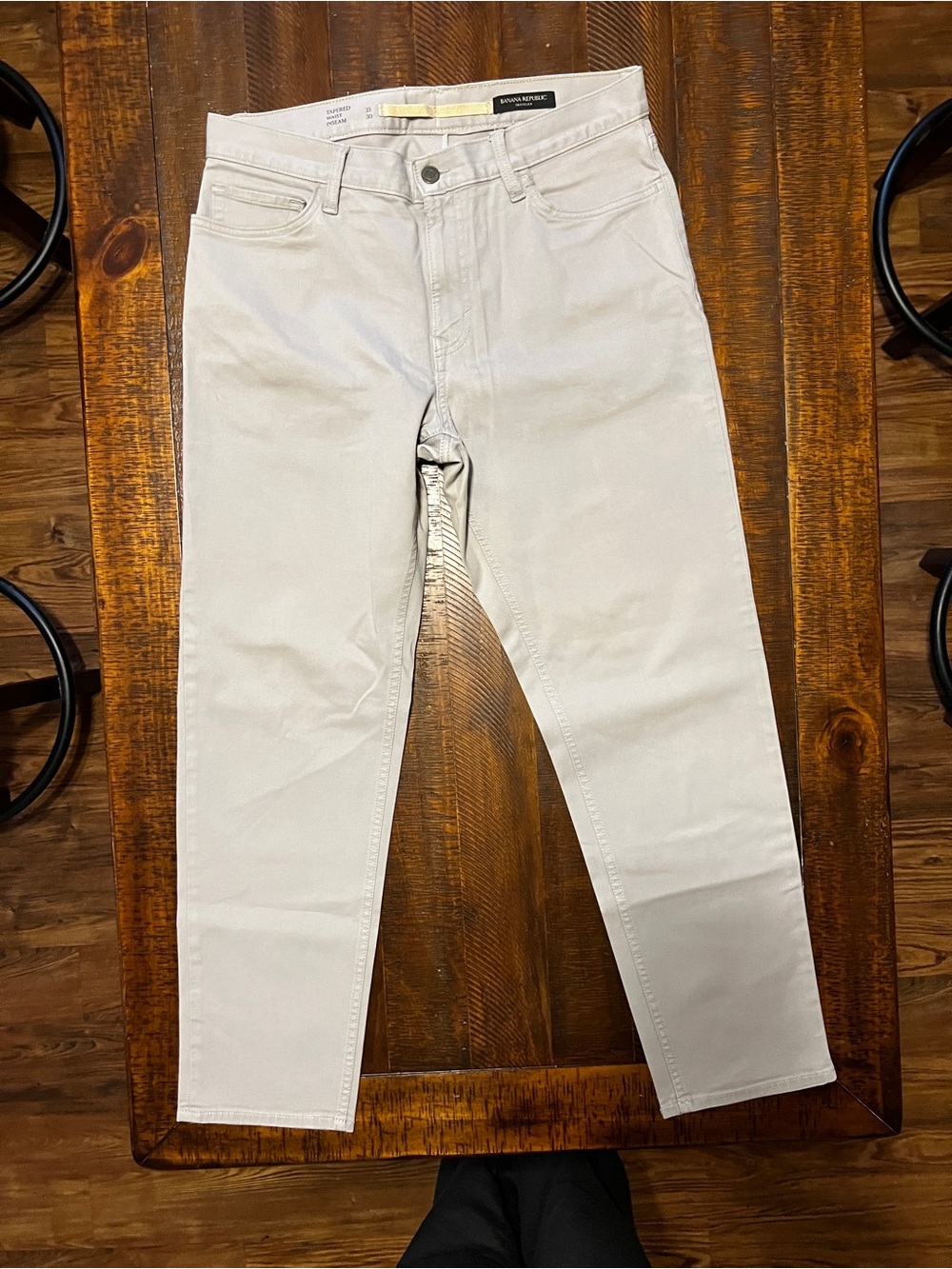 Banana Republic Men's Slim Straight Jeans in Light Grey 33 x 30 traveler
